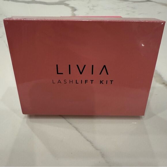 LIVIA Lash Lift Kit NIB - Picture 1 of 8